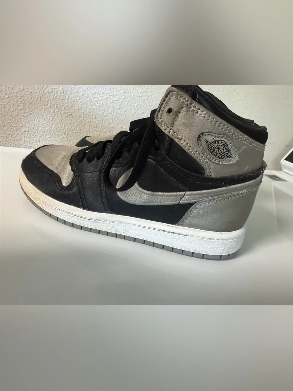Nike Retro Kids Air Jordan Size 13.5